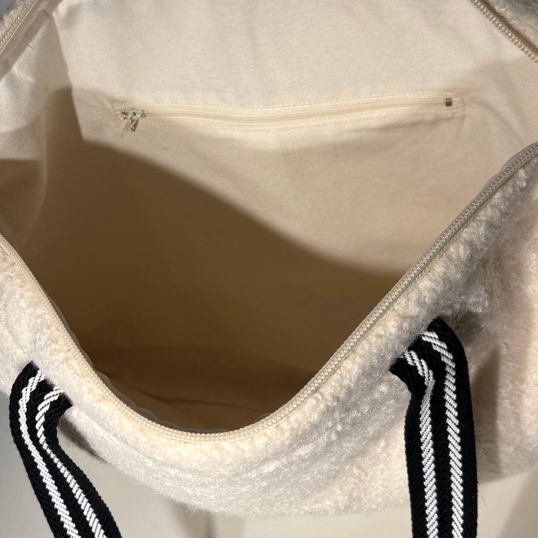 Shopper Bag von Pura Sangre aus Fake-Fur mit Reißverschluss und verschliessbarer Innentasche